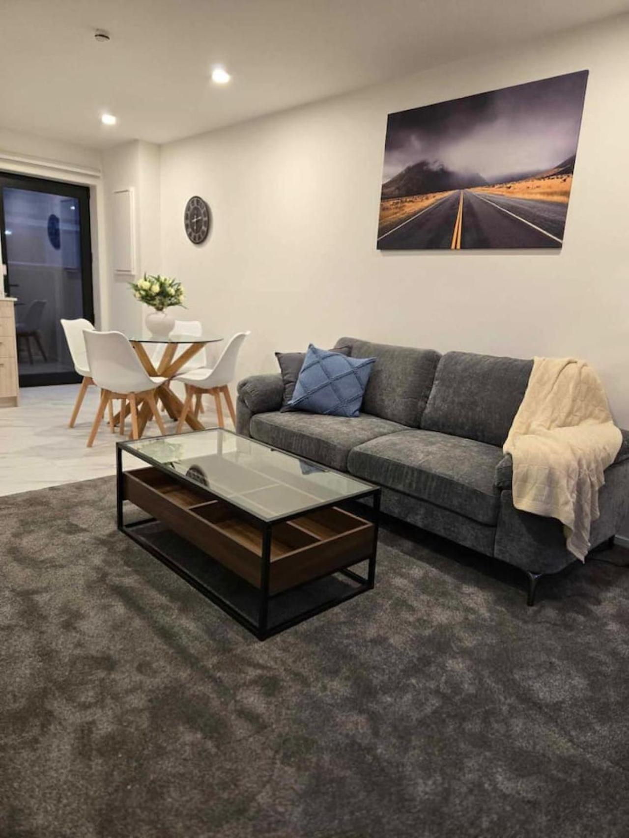Cbd 2 - 2 Bed 2 Bath * Christchurch
