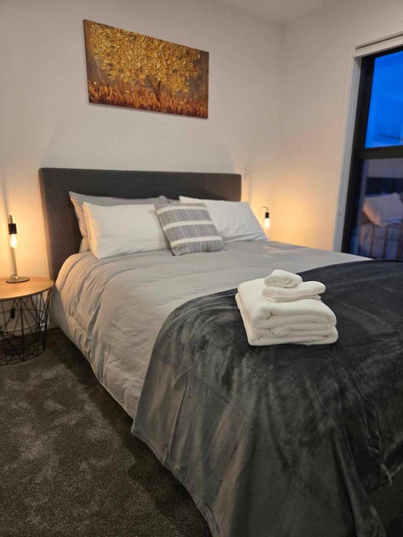 Apartment Cbd 2 - 2 Bed 2 Bath